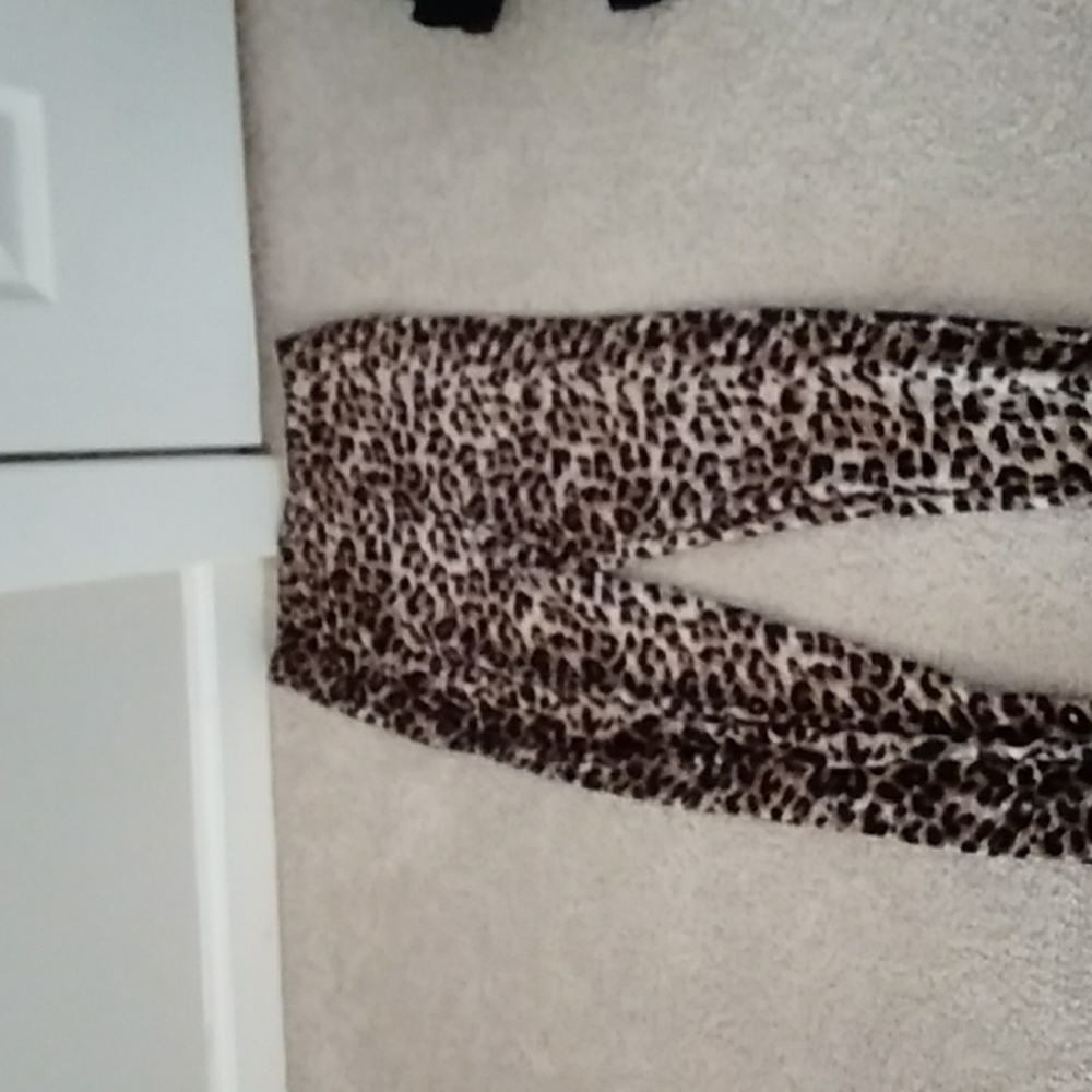 Cheata print leggings